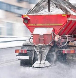 چرا استفاده از نمک برای حل مشکل یخ زدایی جاده ها ایده ای خلاقانه نیست؟