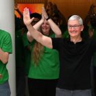 اپل پس از ۱۳ سال، به بیشترین فروش گوشی موبایل در مقایسه با سامسونگ دست یافت!