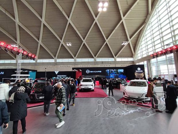 بی ام کارز بهمن موتور در نمایشگاه خودرو تهران